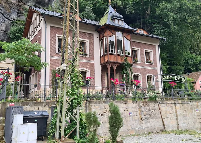 Labsky Dvur * Hřensko